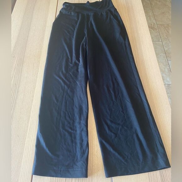 Banana Republic Loose fit Straight leg Pants IN BLACK Womens M NWT - Picture 1 of 8